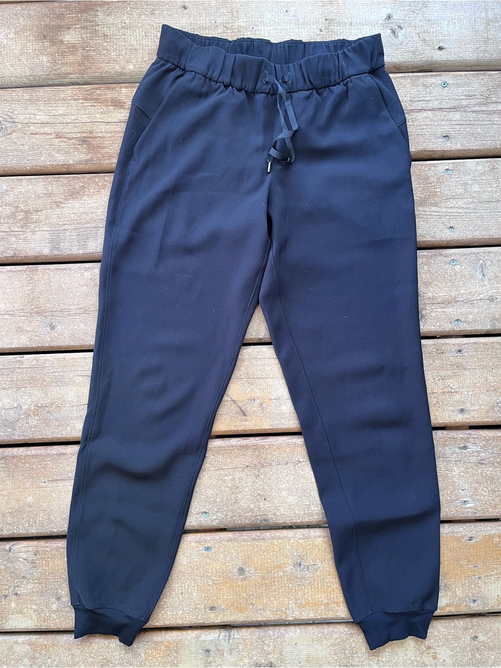 Women’s Lululemon Black Joggers - Size 4